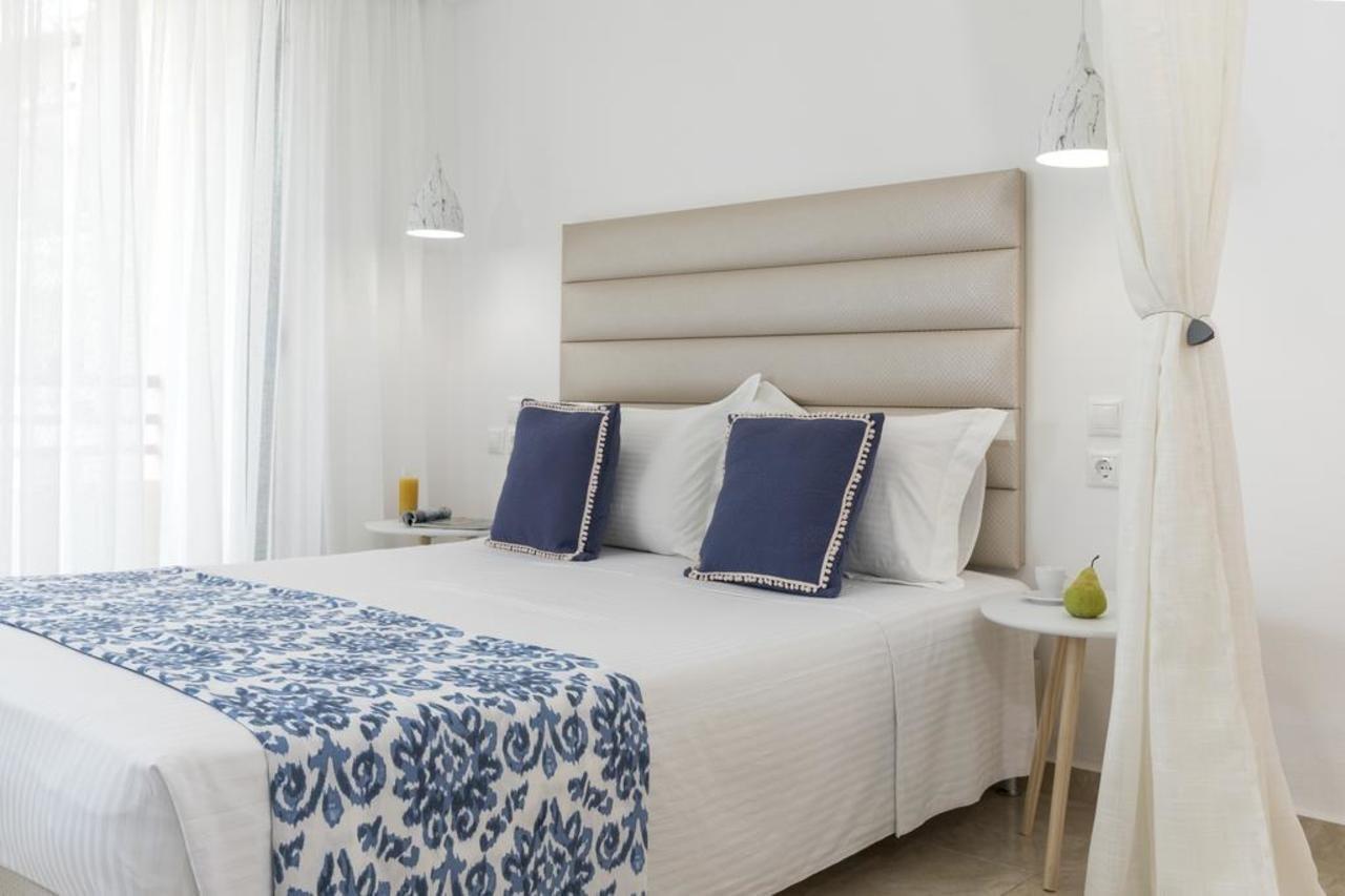 Lyristis Dinos Studios & Apartments ฟาลิรากี ภายนอก รูปภาพ